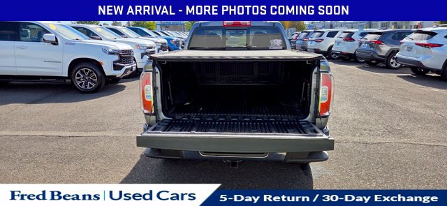 Used 2018 GMC Canyon SLT w/ Driver Alert Package AWD/4WD image 10