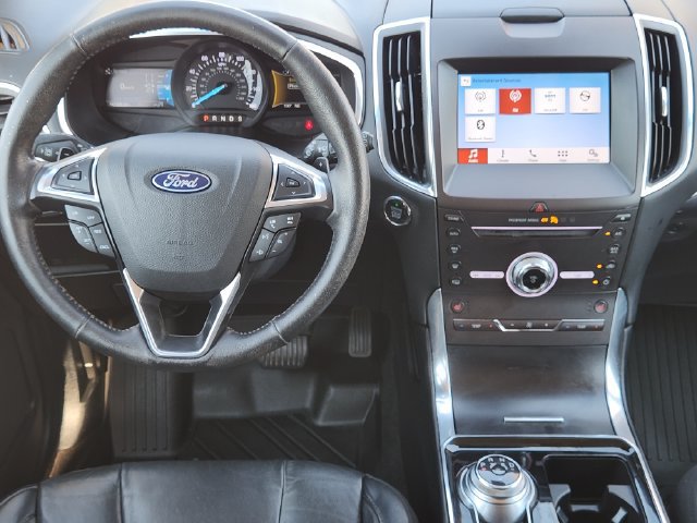 Used 2019 Ford Edge Titanium w/ Cargo Accessory Package AWD/4WD image 28