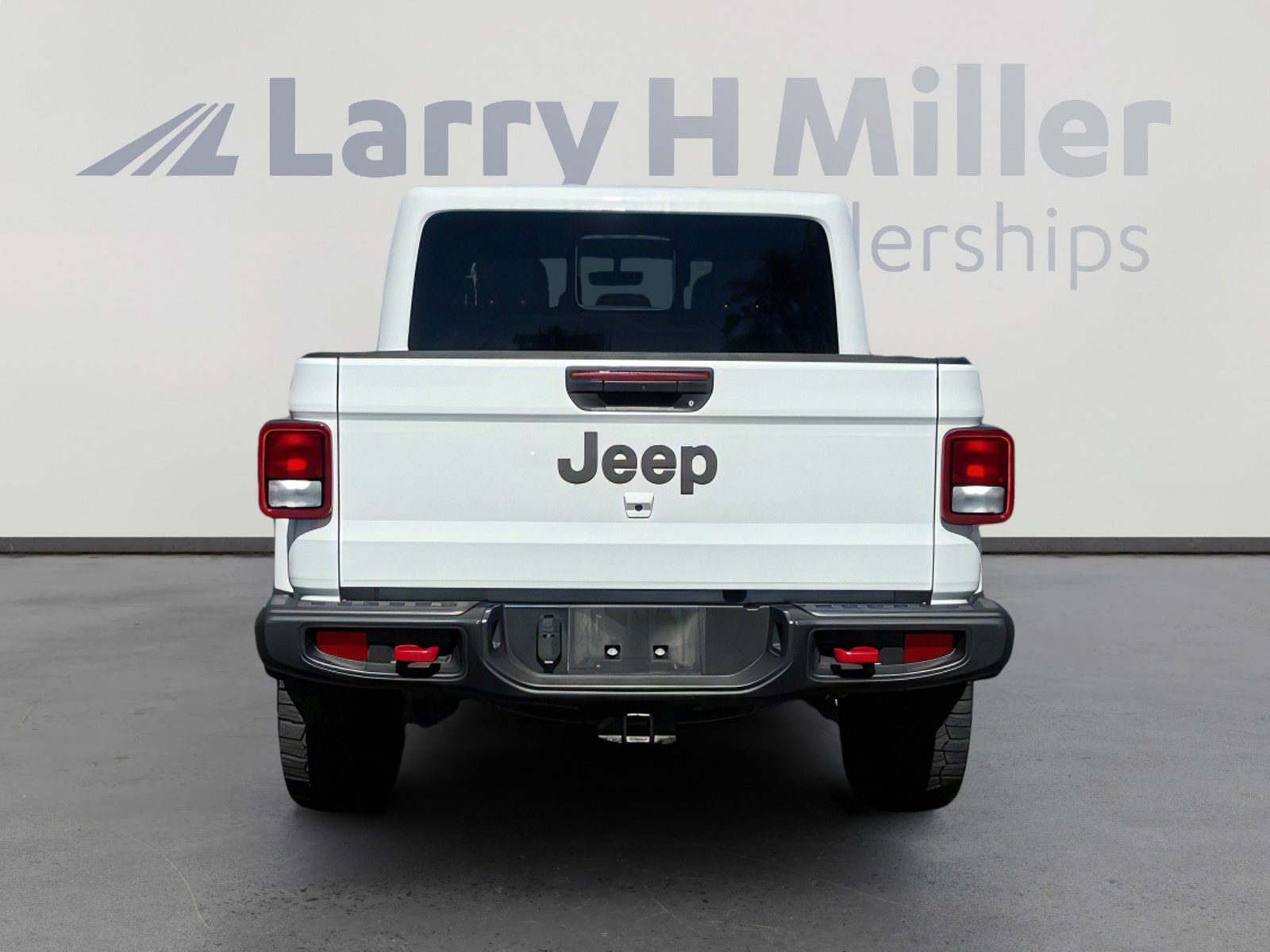 Used 2023 Jeep Gladiator Rubicon w/ Cold Weather Group image 5