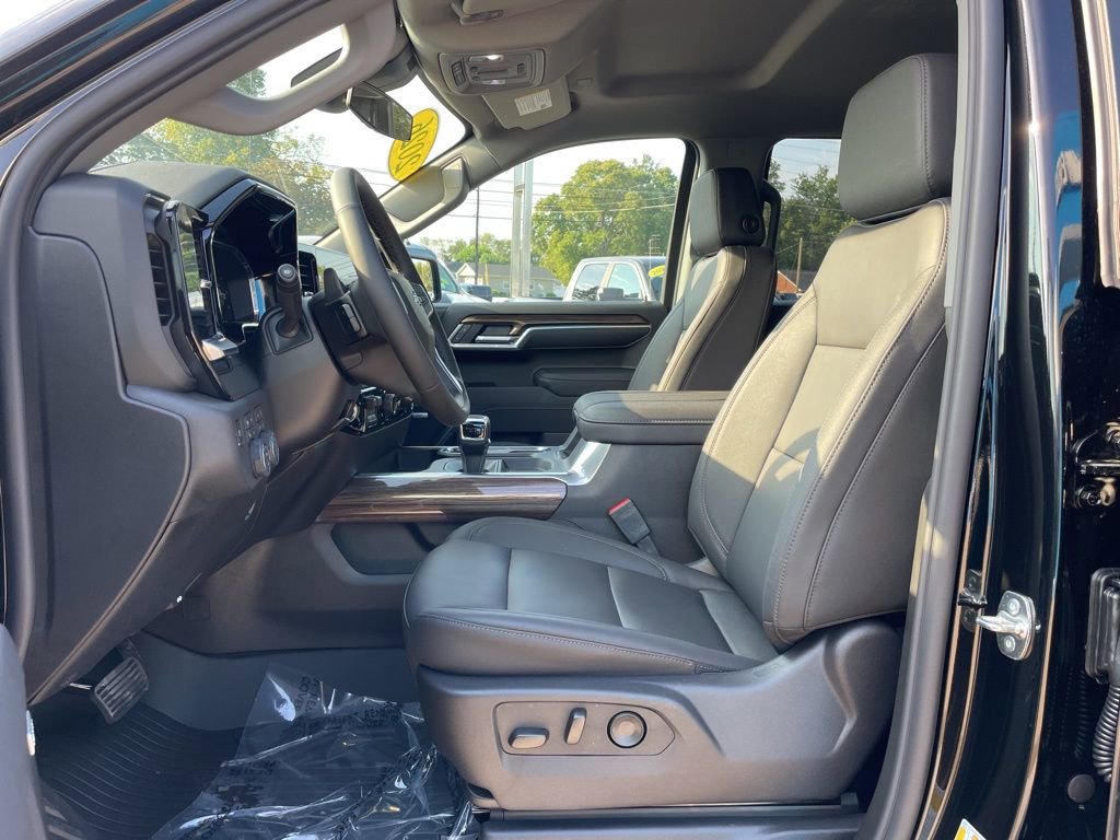 New 2026 Chevrolet Silverado 1500 RST w/ RST All Star Premium Package image 4