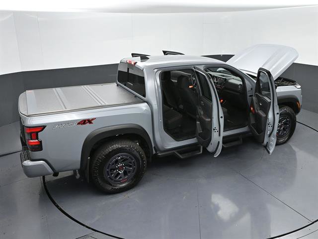 Used 2025 Nissan Frontier PRO-4X image 53