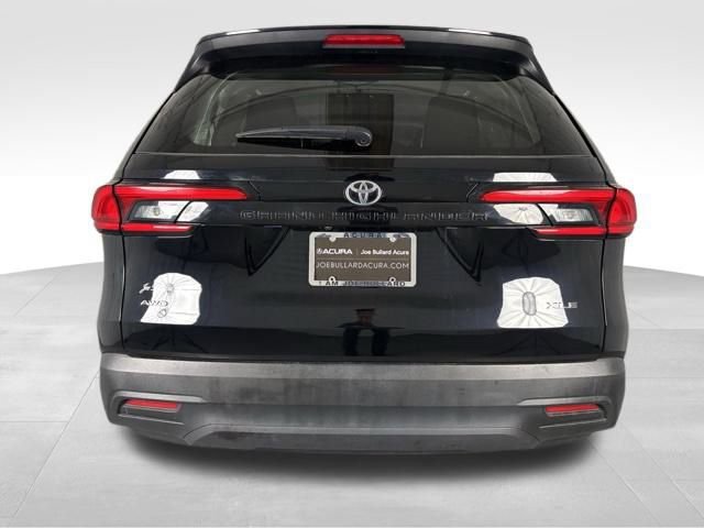 Used 2024 Toyota Grand Highlander XLE image 6