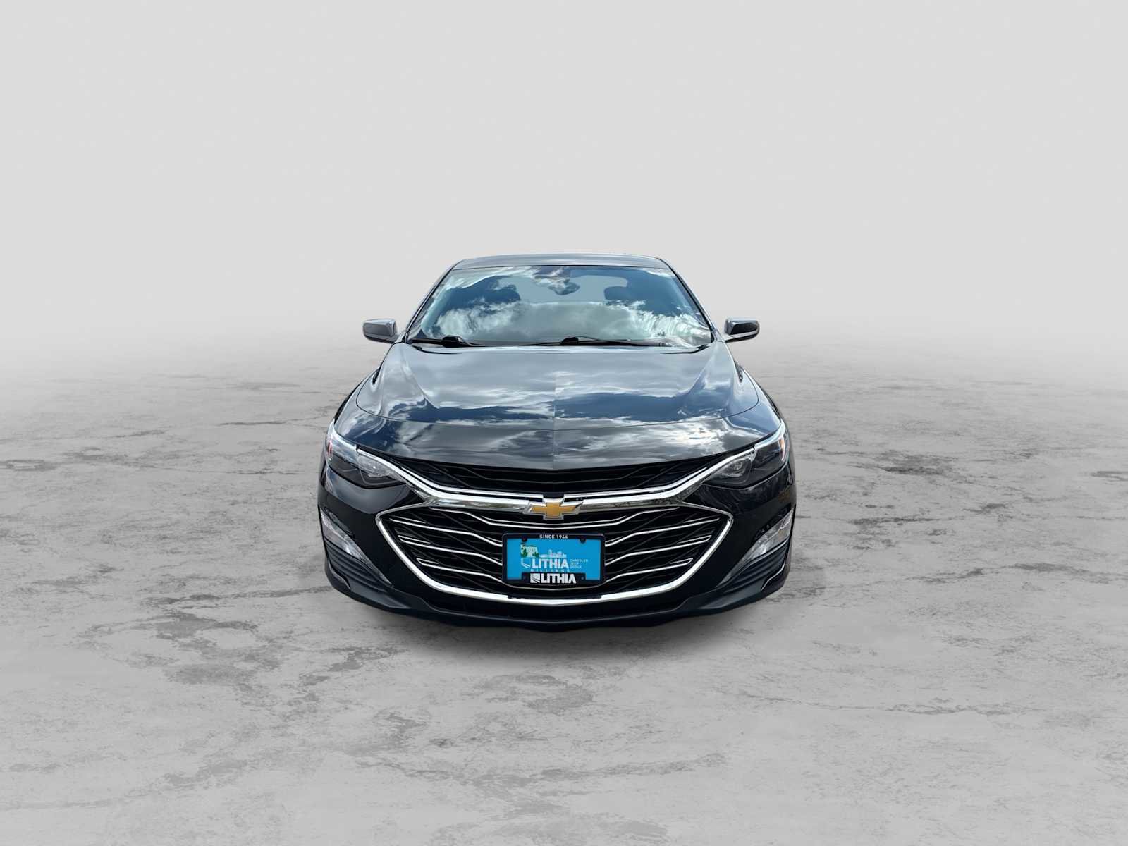 Used 2023 Chevrolet Malibu LT FWD image 3