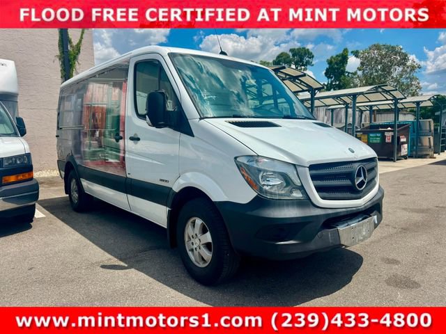 Used 2015 Mercedes-Benz Sprinter 2500 image 4