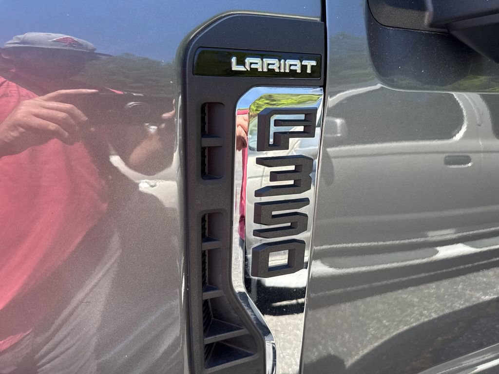 Used 2025 Ford F350 Lariat w/ Chrome Package AWD/4WD image 7