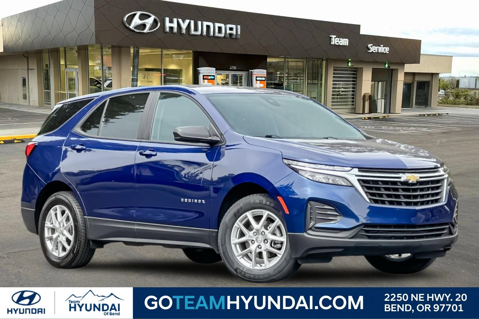 Used 2023 Chevrolet Equinox LS w/ LS Convenience Package AWD/4WD video 1