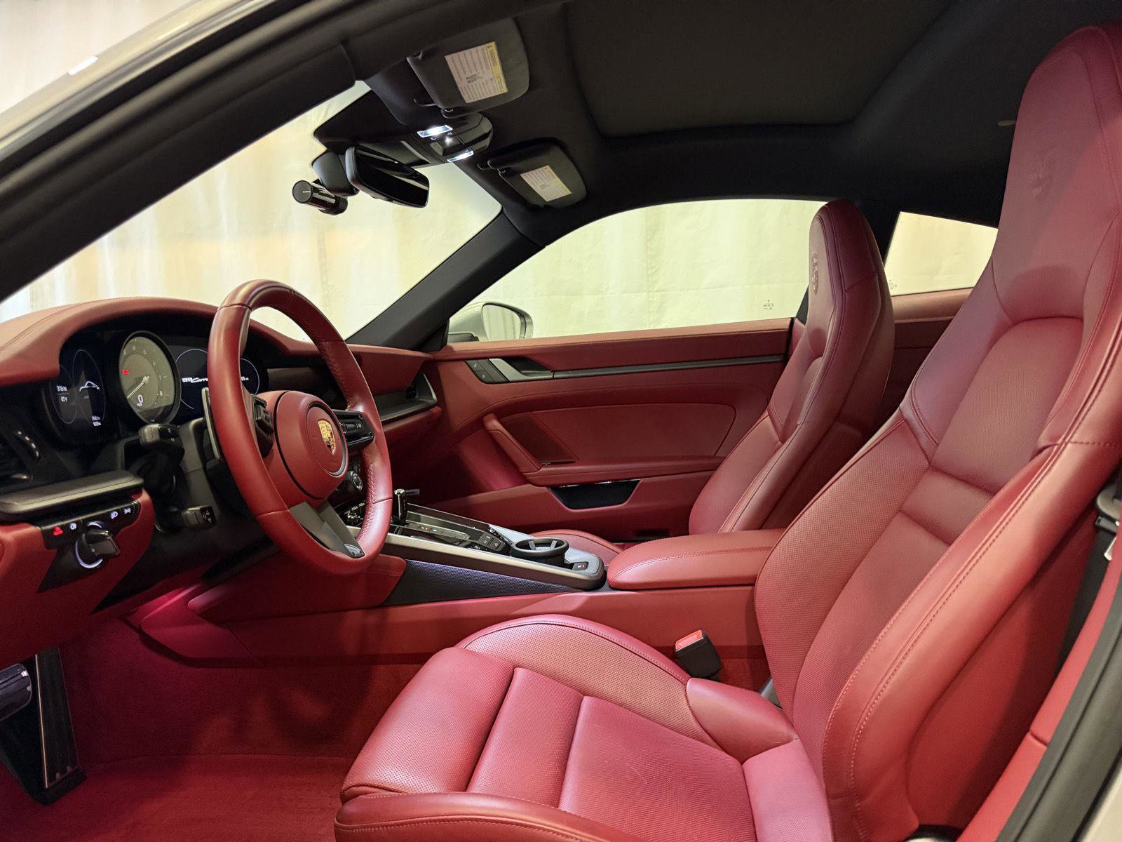 Used 2022 Porsche 911 Carrera image 5