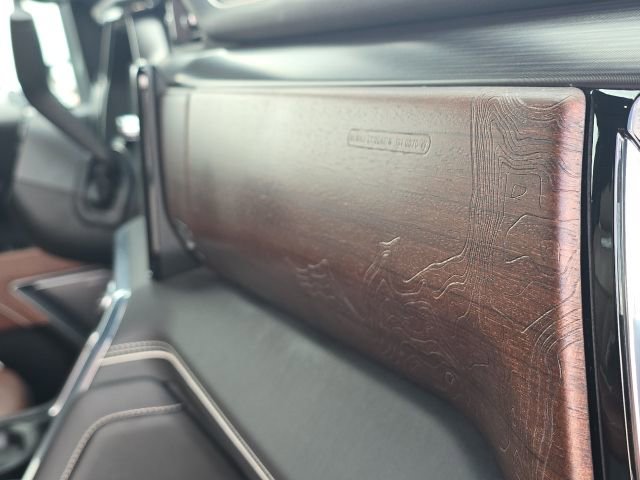 Used 2025 GMC Sierra 2500 Denali Ultimate image 22