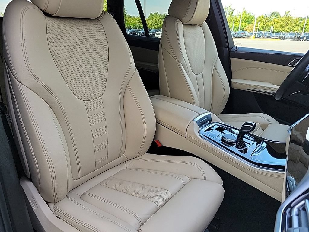 Used 2021 BMW X5 xDrive40i w/ Premium Package AWD/4WD image 15