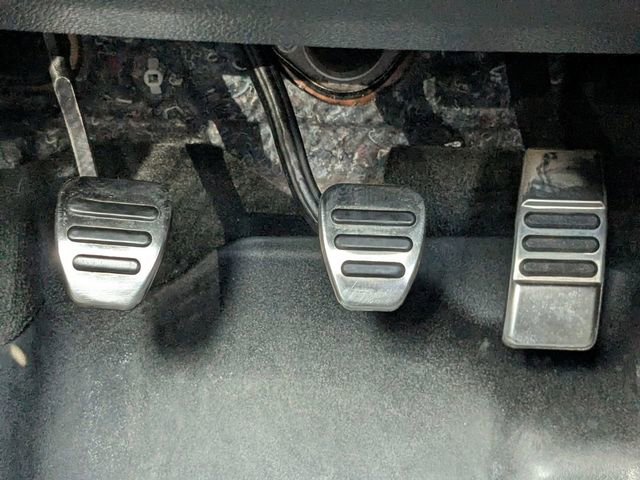 Used 2012 Ford Mustang GT Premium image 28