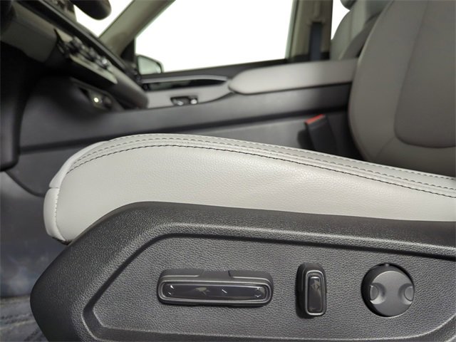 New 2025 Honda Pilot Touring image 16