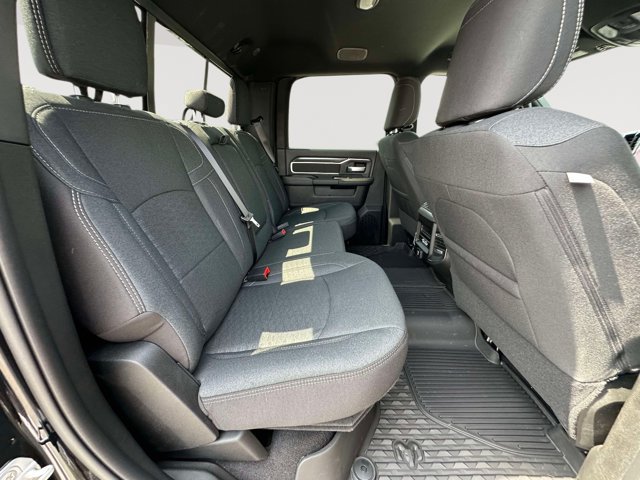 New 2026 RAM 3500 Big Horn AWD/4WD image 27