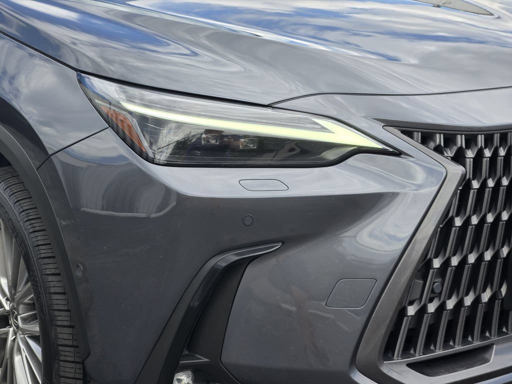 Used 2024 Lexus NX 350h AWD w/ Vision Package image 8