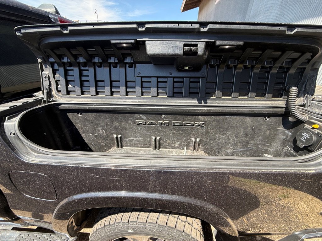 Used 2020 RAM 1500 Laramie AWD/4WD image 24