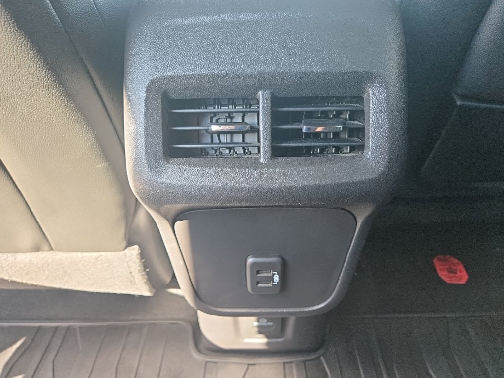 Used 2024 GMC Terrain AT4 AWD/4WD image 16