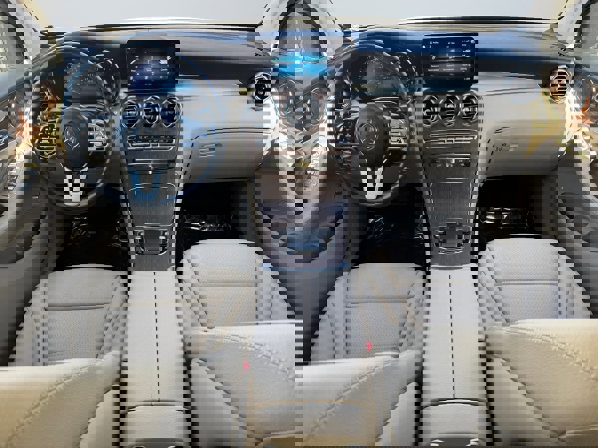 Used 2022 Mercedes-Benz GLC 300 4MATIC image 10