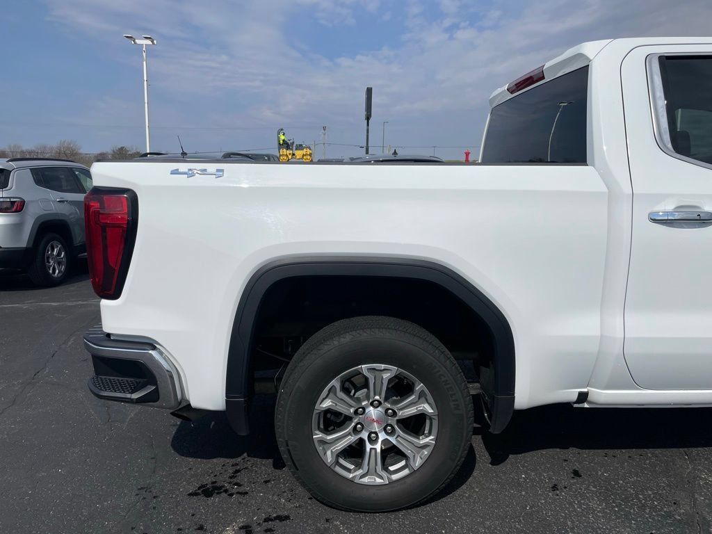 Used 2025 GMC Sierra 1500 SLT AWD/4WD image 29