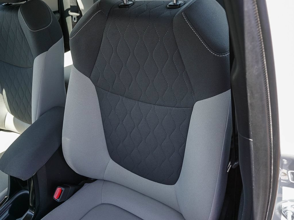 Used 2021 Toyota Corolla LE w/ Carpet Mat Package (TMS) FWD image 20
