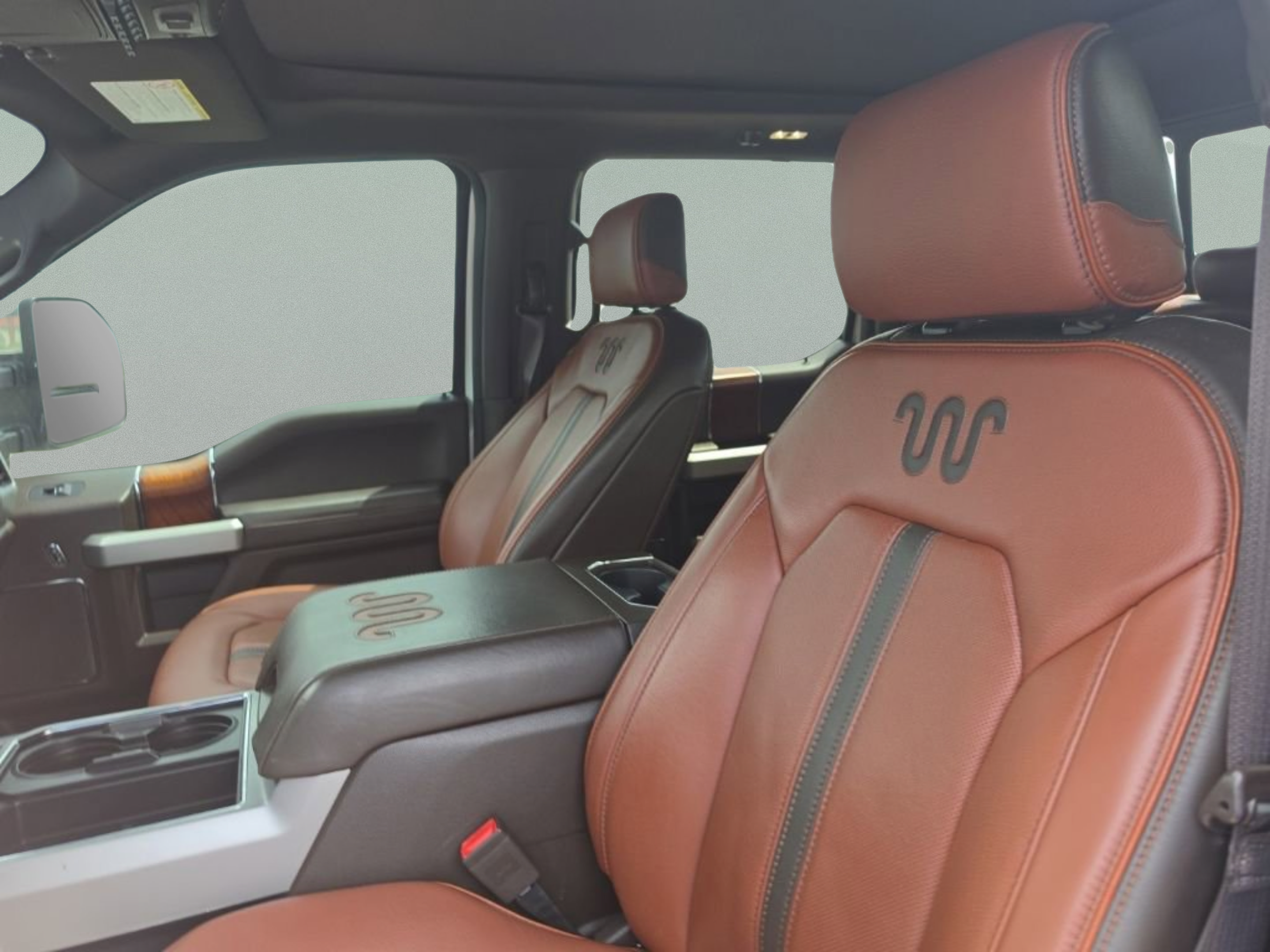 Used 2022 Ford F350 King Ranch w/ King Ranch Ultimate Package AWD/4WD image 21