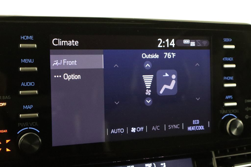Used 2024 Toyota Sienna XLE image 41