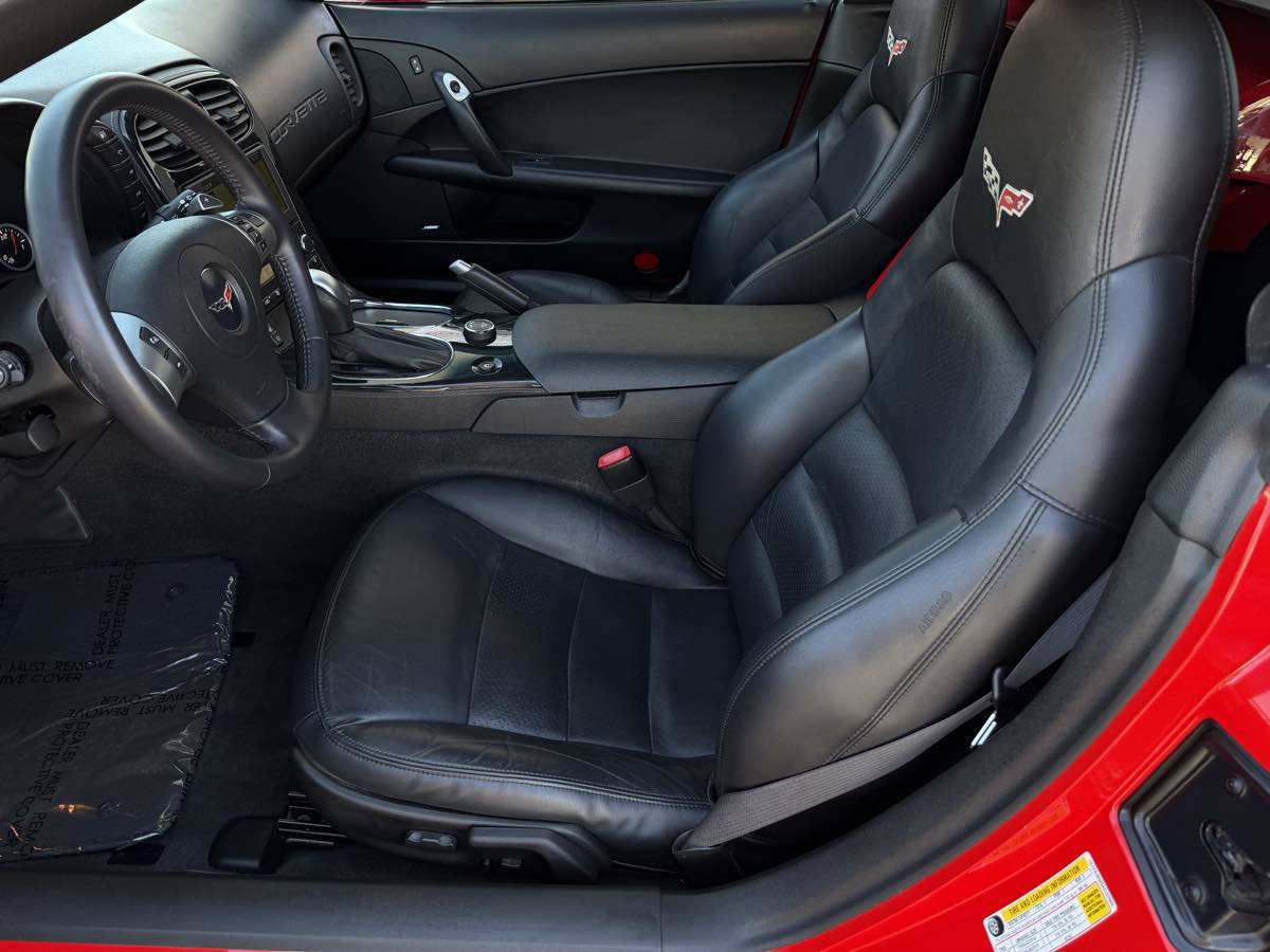 Used 2010 Chevrolet Corvette Convertible w/ Preferred Equipment Group RWD image 20