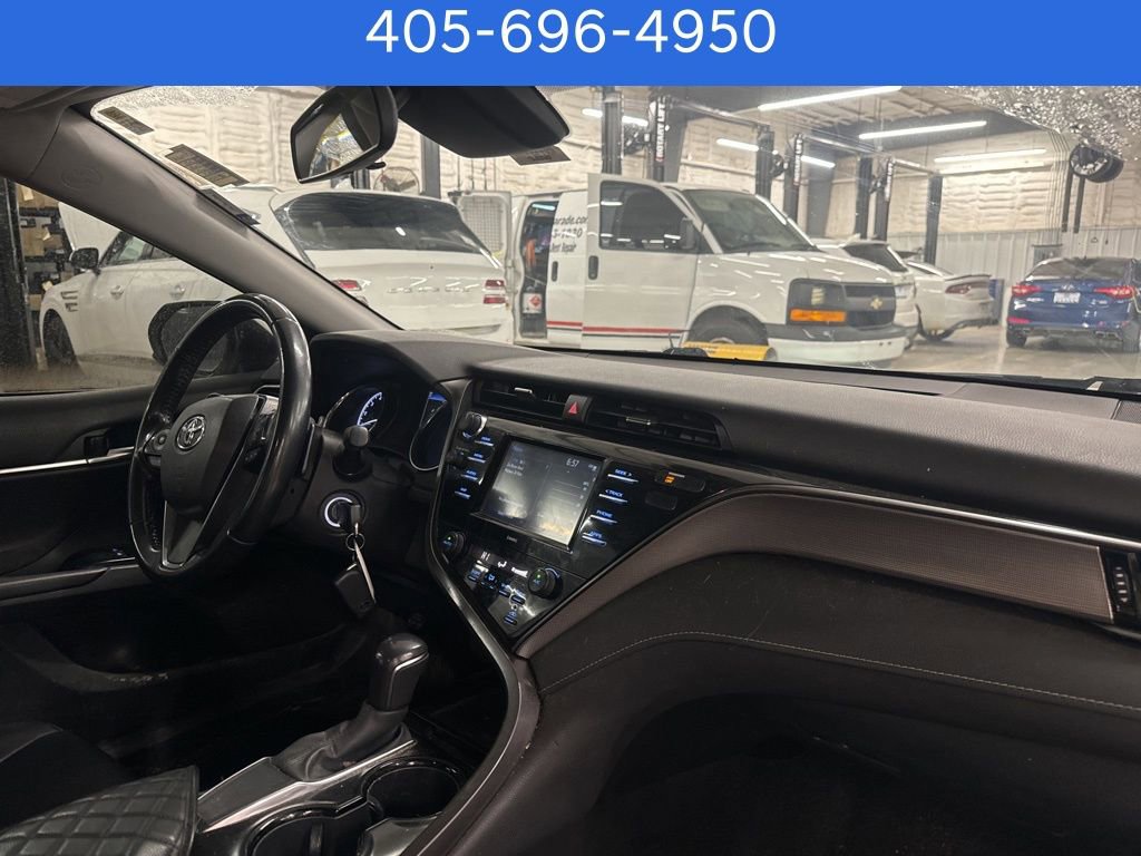 Used 2020 Toyota Camry SE image 23