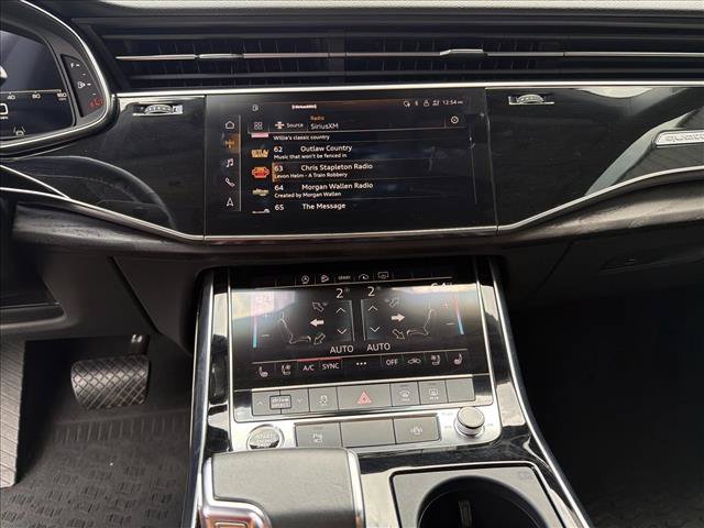 Used 2021 Audi Q8 Premium Plus w/ Premium Plus Package AWD/4WD image 19