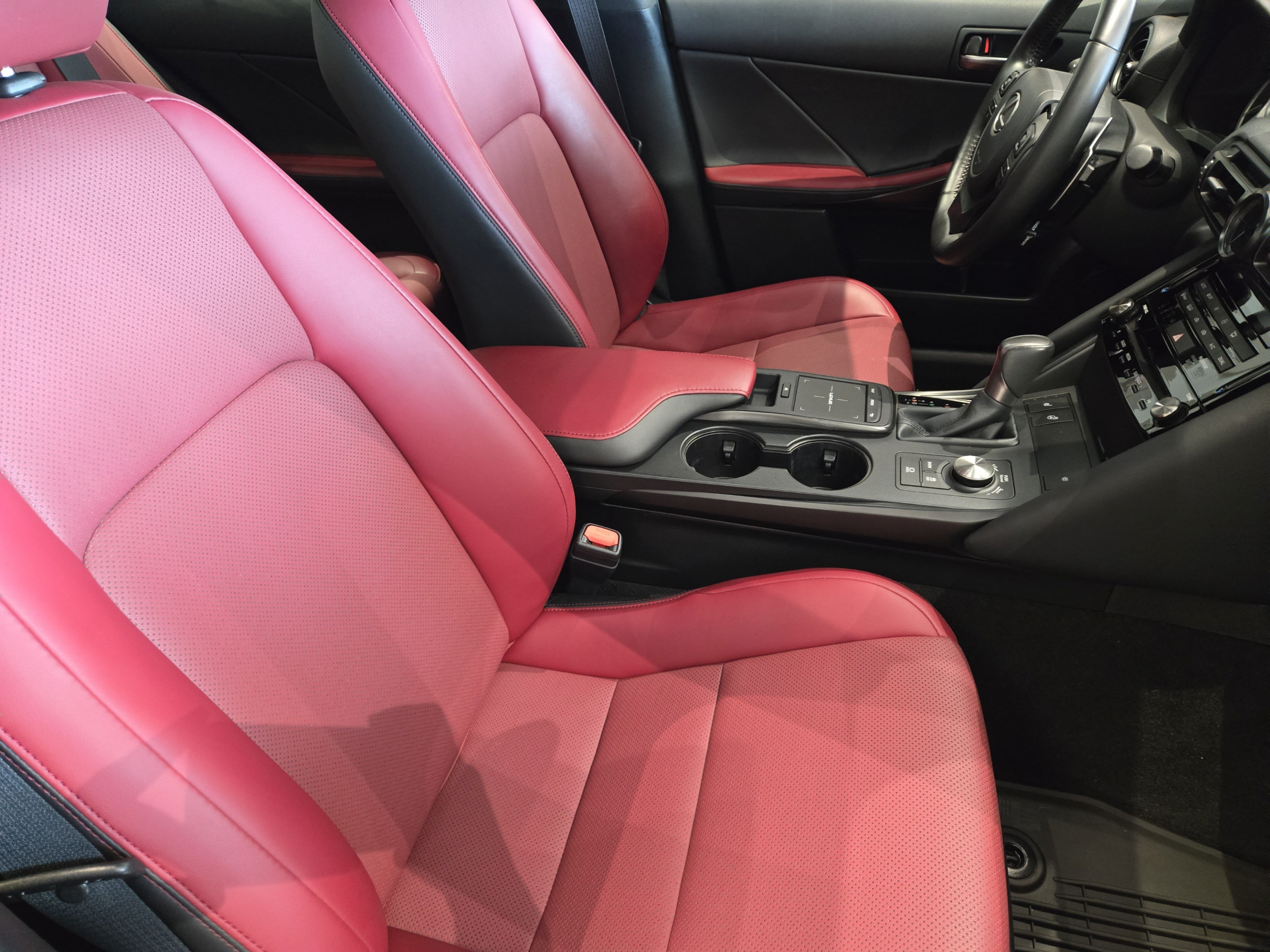 Certified 2025 Lexus IS 300 F Sport w/ Navigation Package RWD image 9