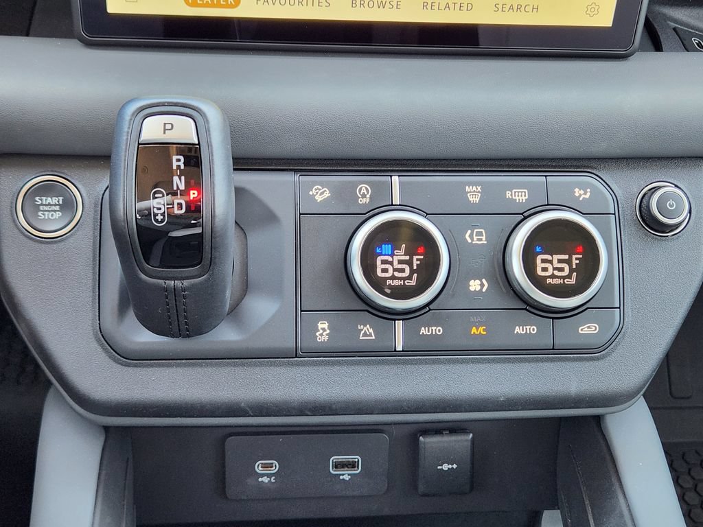 Used 2024 Land Rover Defender 110 X-Dynamic SE AWD/4WD image 19