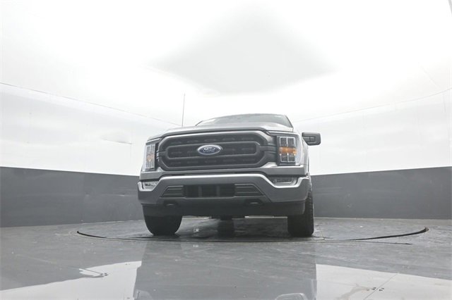 Certified 2022 Ford F150 XLT w/ Equipment Group 302A High image 27