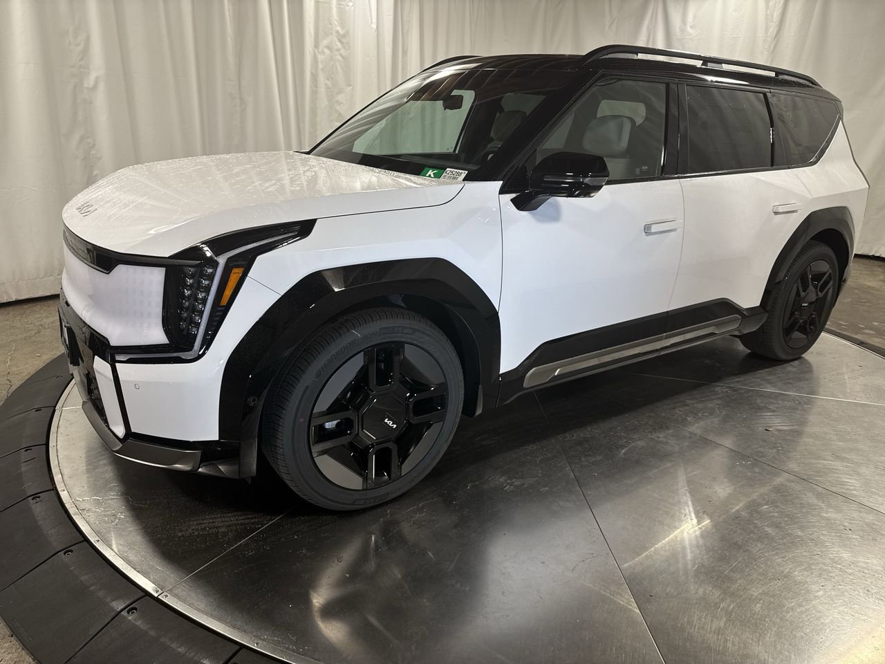 New 2026 Kia EV9 GT-Line image 1
