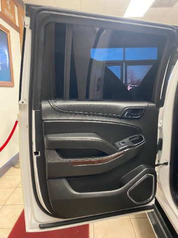 Used 2020 GMC Yukon XL SLT RWD image 15