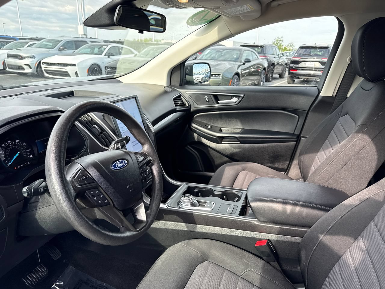 Used 2022 Ford Edge SE AWD/4WD image 11