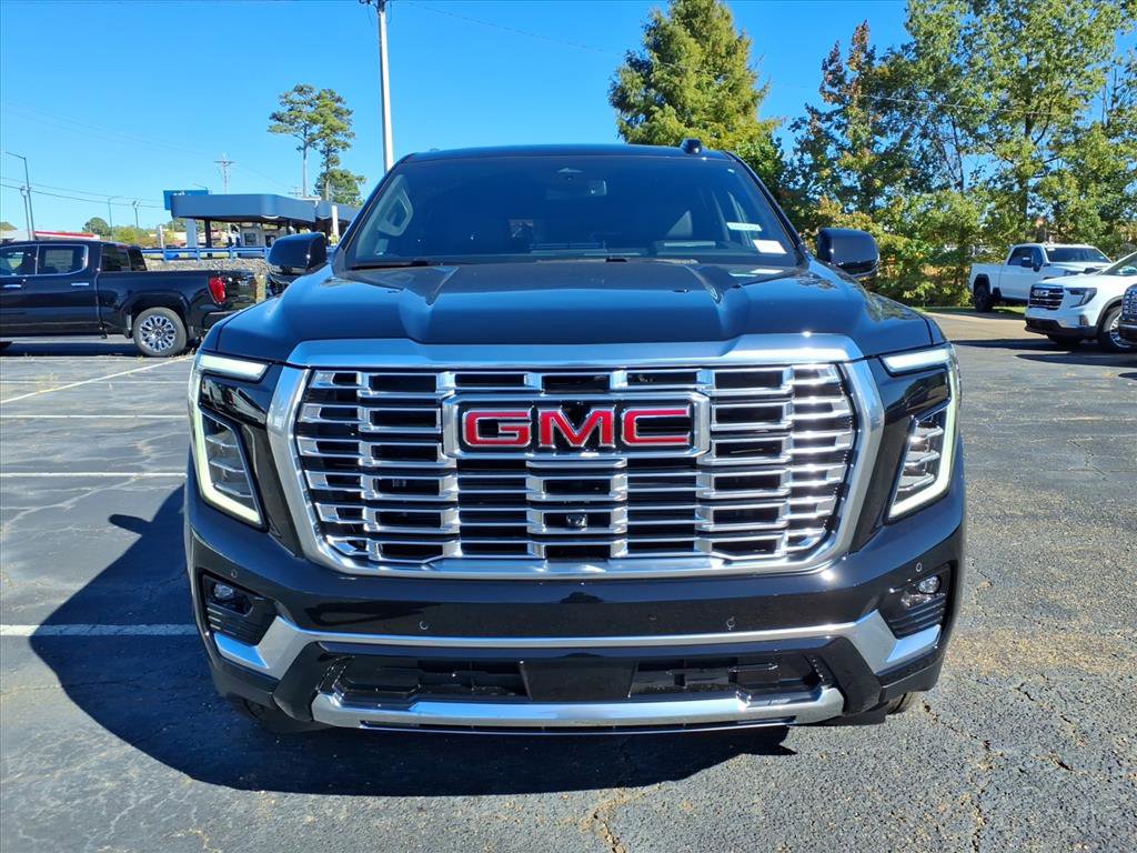 New 2026 GMC Yukon Denali w/ Sun & Power Step Package image 2