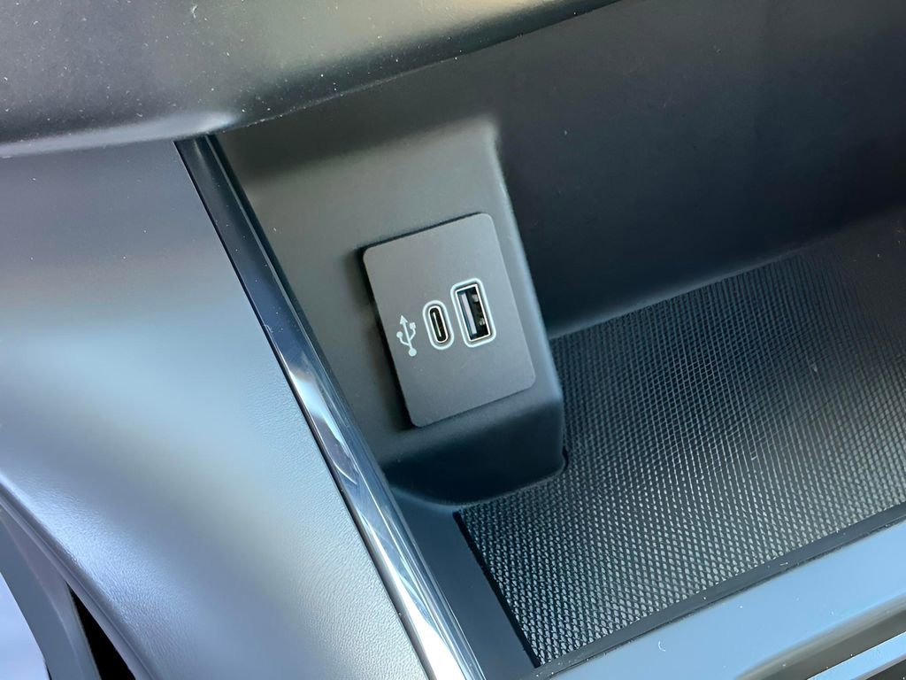 New 2025 Ford F150 Lightning Flash image 42