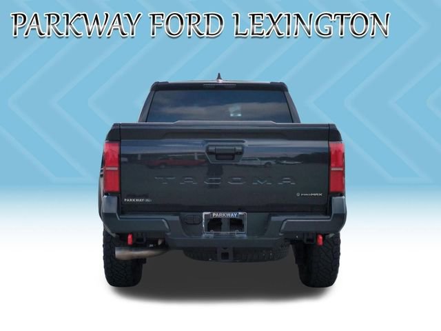 Used 2025 Toyota Tacoma TRD Off-Road AWD/4WD image 6