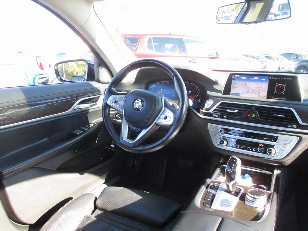 Used 2022 BMW 740i xDrive w/ Premium Package image 22