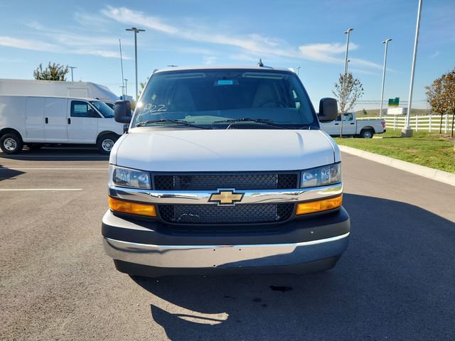 New 2025 Chevrolet Express 3500 w/ Driver Convenience Package image 2