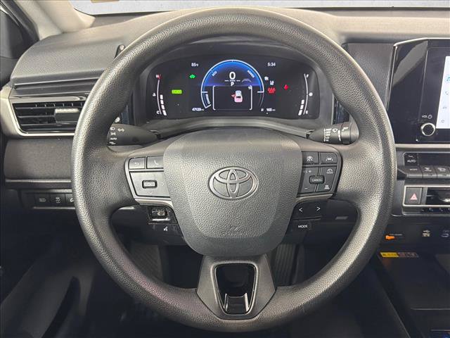 Used 2025 Toyota Camry LE FWD image 23