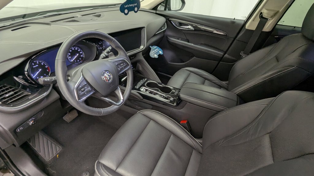 Used 2021 Buick Envision Essence FWD image 11
