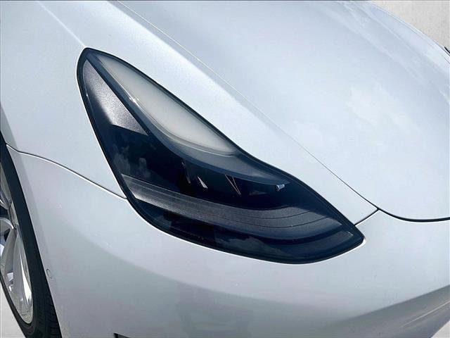 Used 2021 Tesla Model 3 Standard Range Plus RWD image 30