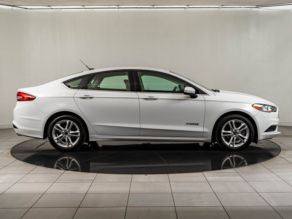 Used 2018 Ford Fusion SE image 11