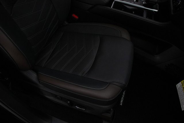 Used 2024 Nissan Pathfinder Platinum w/ Cargo Package image 17