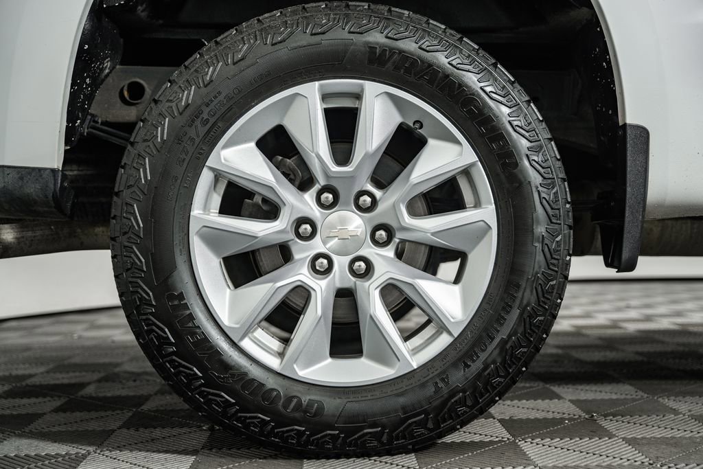 Used 2019 Chevrolet Silverado 1500 Custom w/ Custom Convenience Package image 18