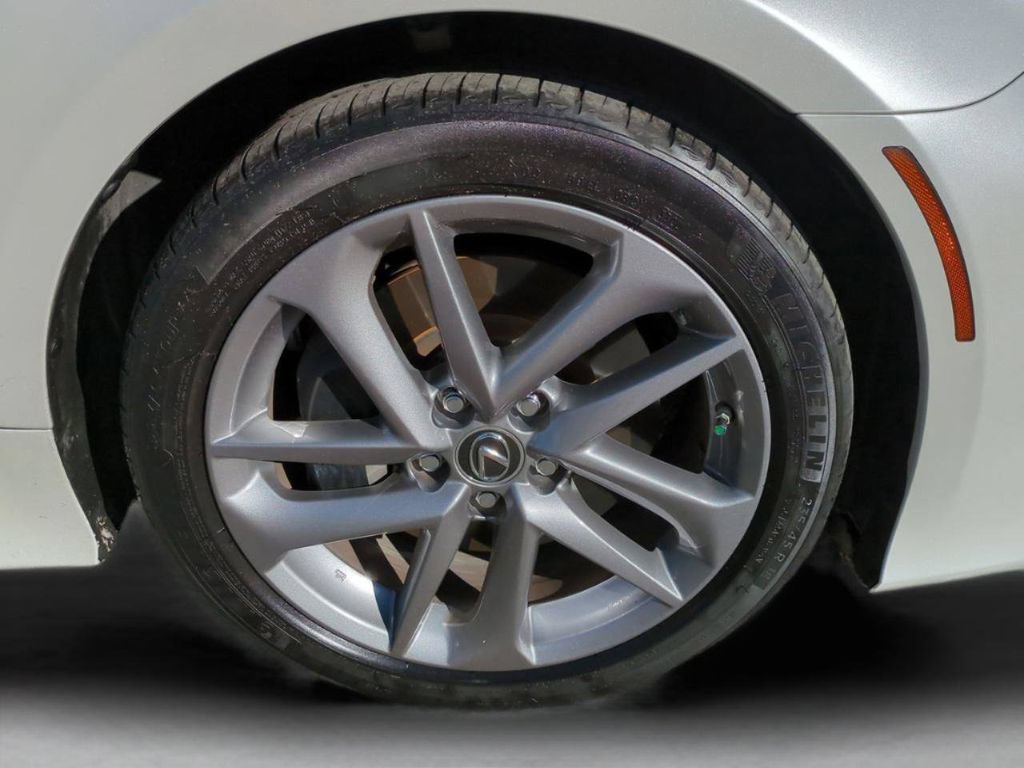 Used 2021 Lexus RC 300 w/ Accessory Package RWD image 10