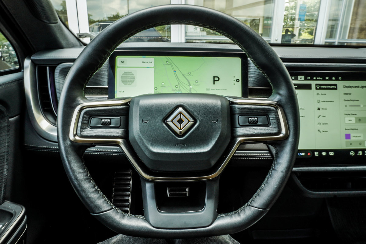 Used 2024 Rivian R1S Adventure Quad AWD/4WD image 15
