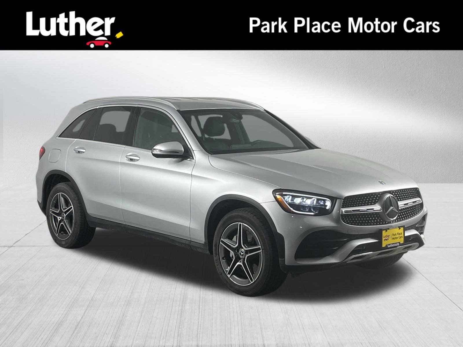 Used 2020 Mercedes-Benz GLC 300 4MATIC image 1