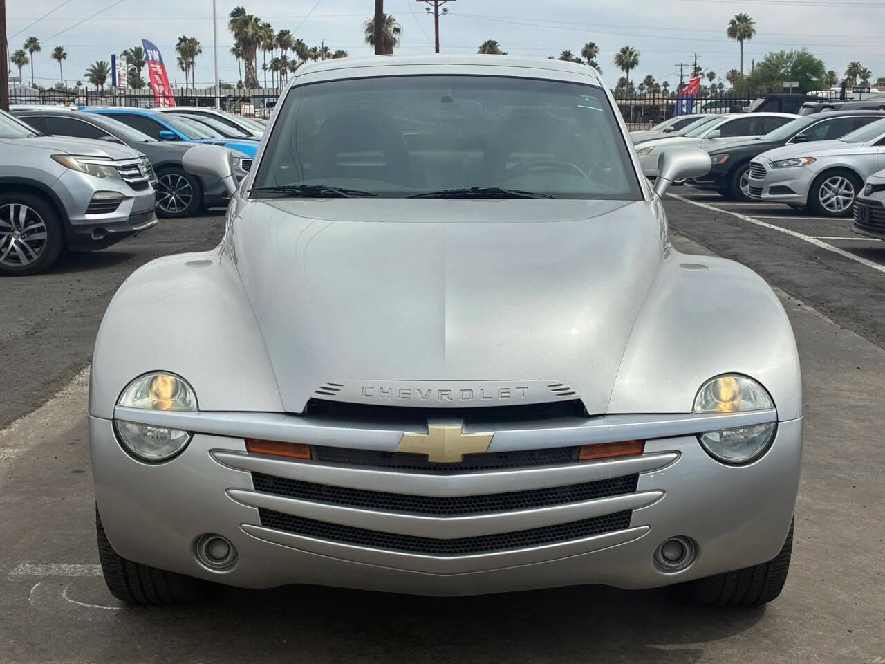 Used 2005 Chevrolet SSR w/ Preferred Equipment Group RWD image 13
