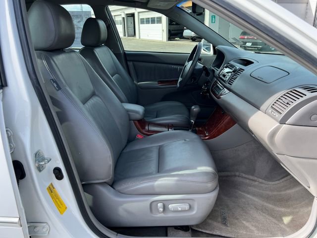 Used 2006 Toyota Camry LE FWD image 9