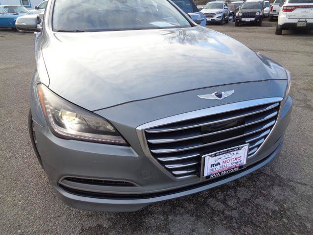 Used 2017 Genesis G80 3.8 RWD image 28